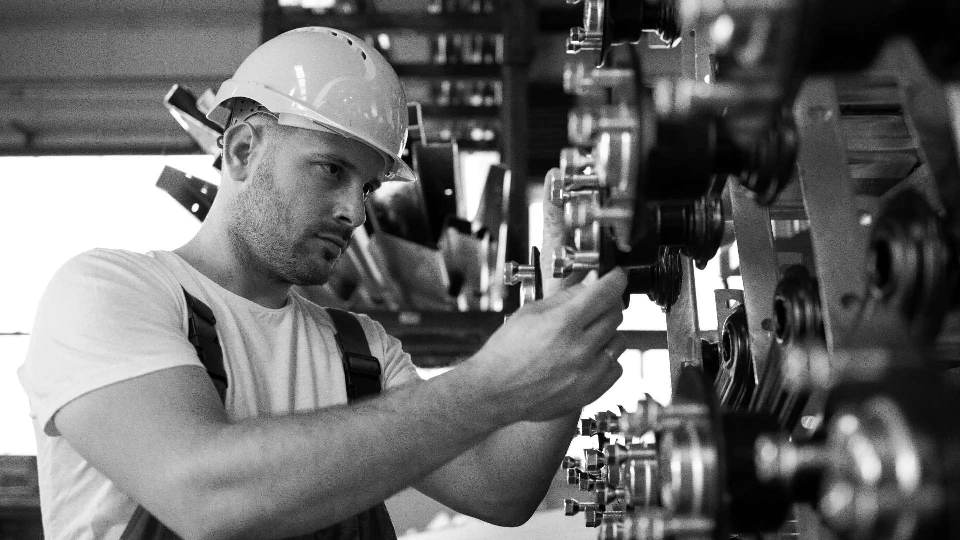 Разработка сайта для завода по продаже оборудования в Азове